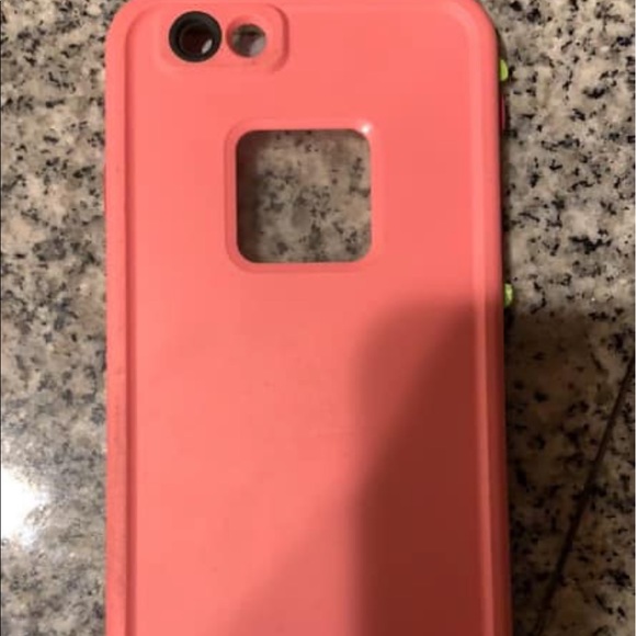 iPhone 6 Lifeproof frē case - Picture 2 of 2